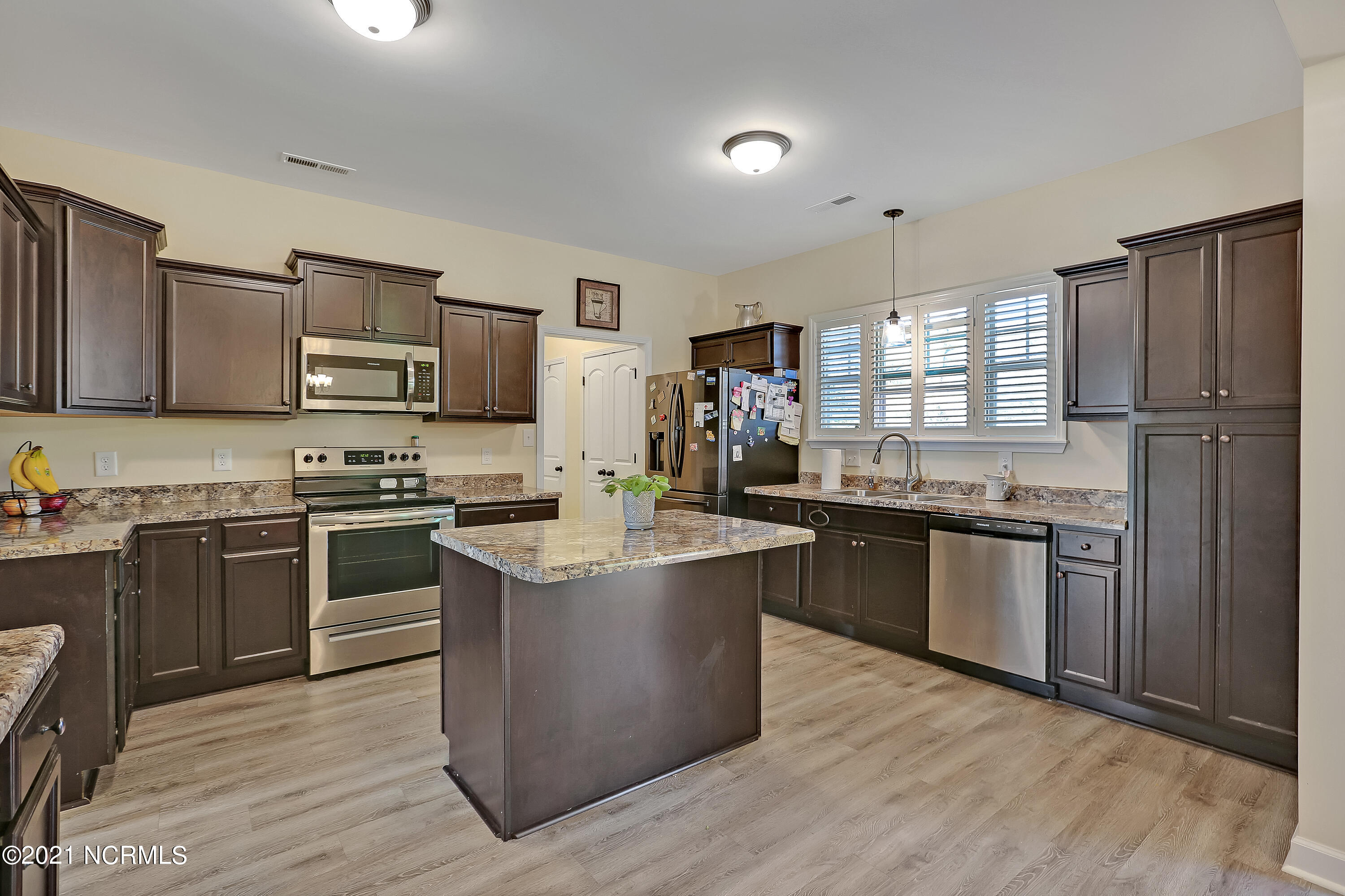 307 Windward Landing Holly Ridge, NC 28445 - Photo 13 of 34 307WindwardLanding-13