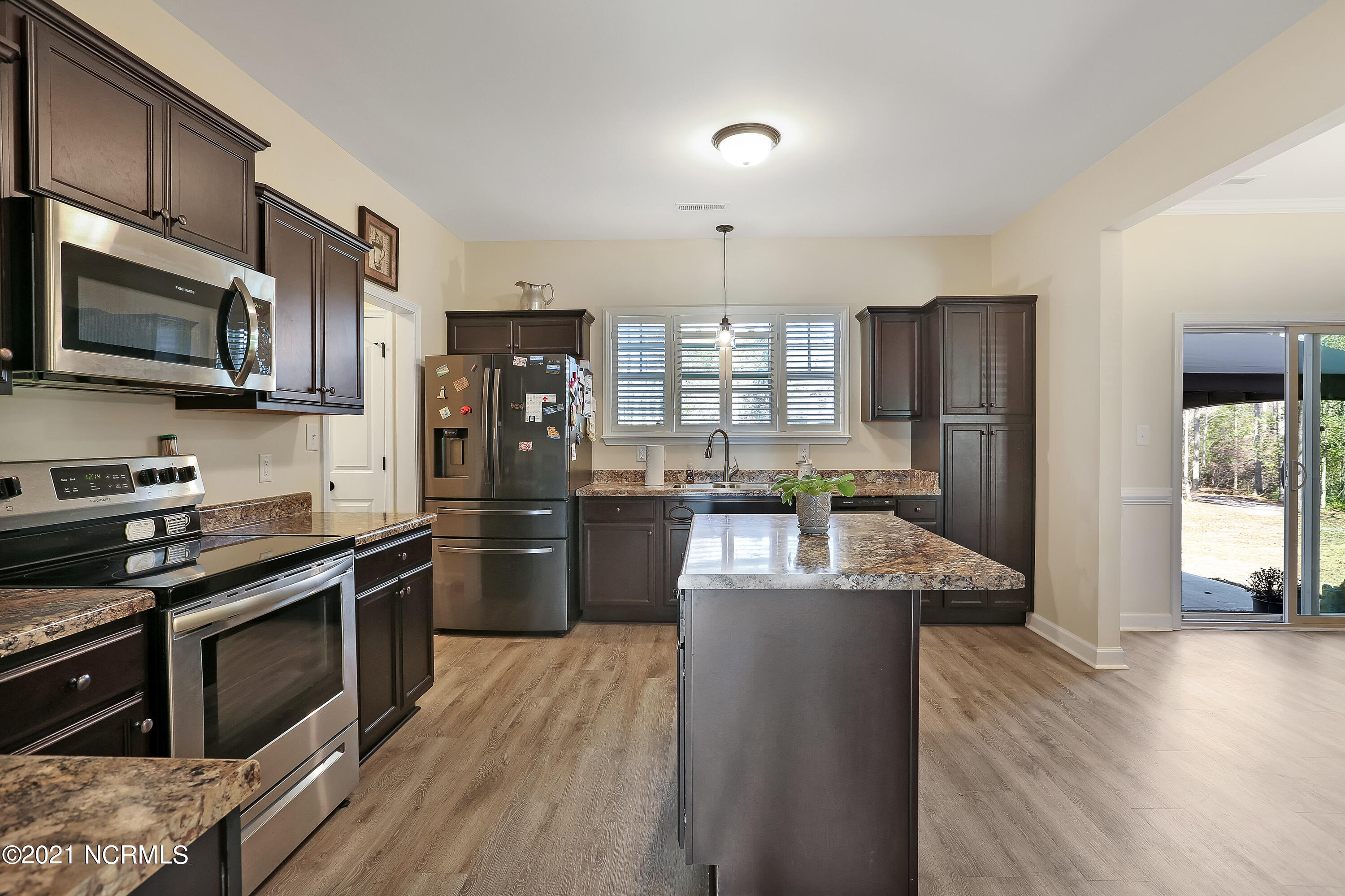 307 Windward Landing Holly Ridge, NC 28445 - Photo 14 of 34 307WindwardLanding-14