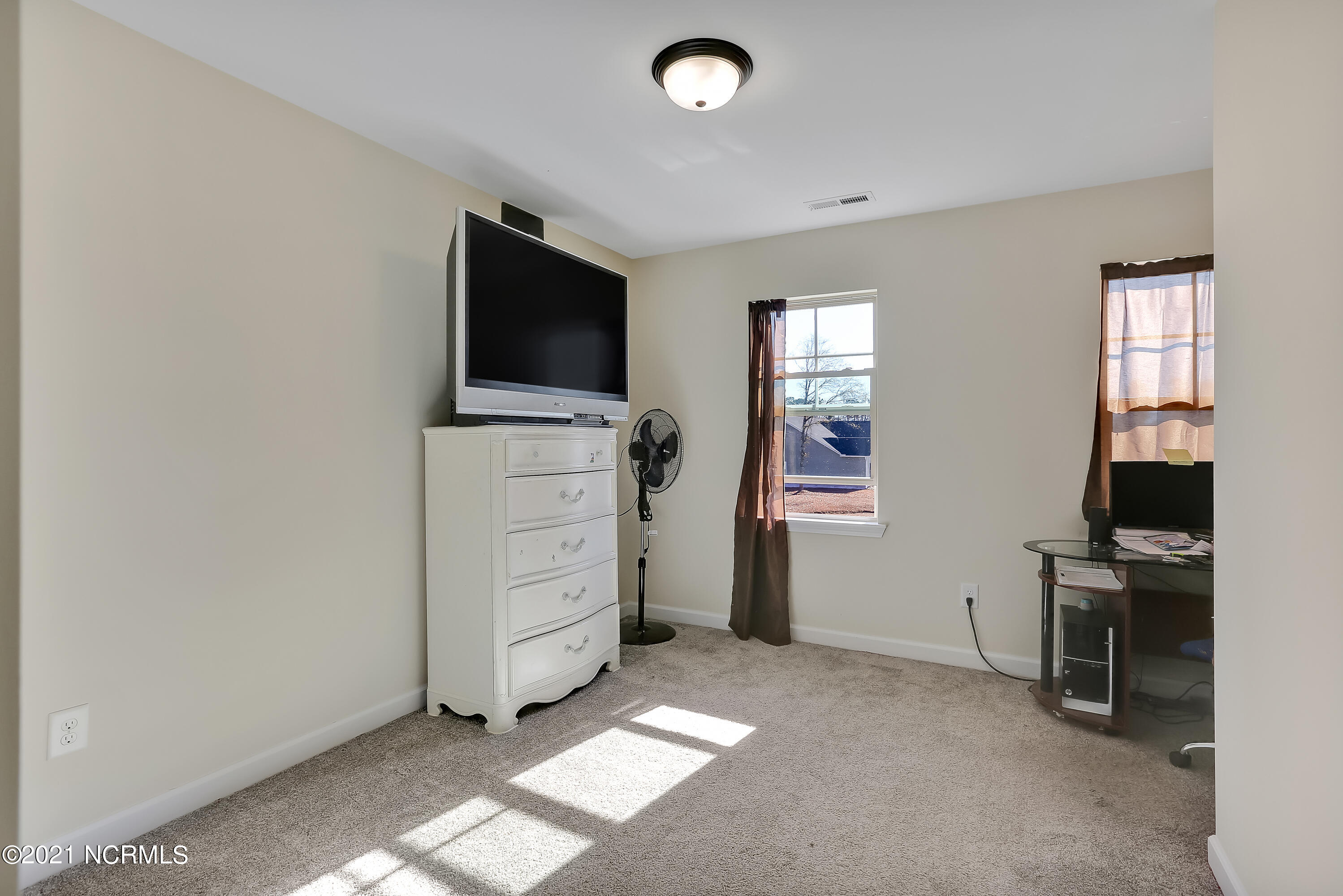307 Windward Landing Holly Ridge, NC 28445 - Photo 28 of 34 307WindwardLanding-28