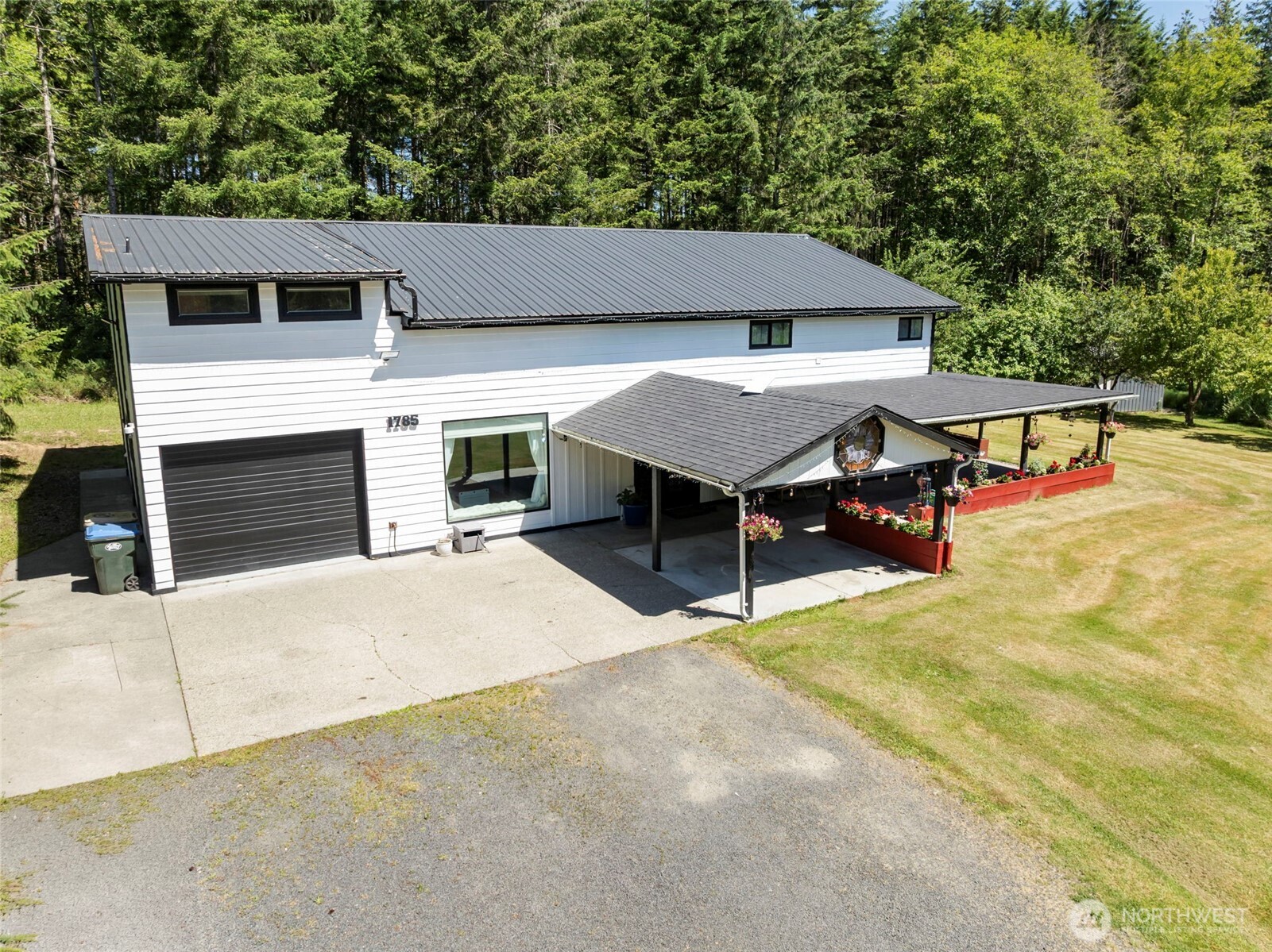 1785 Centralia Alpha Road Chehalis, WA 98532 - Photo 2 of 35