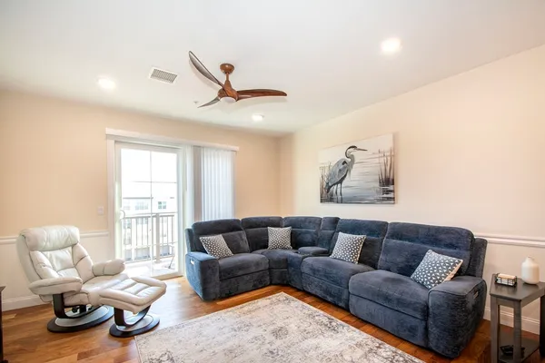 $580,000 | 45 Plaza Way, Unit 406, Plymouth, MA 02360