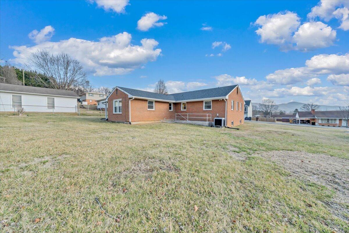 37 Springview Court Troutville, VA 24175 - Photo 44 of 49 50-MIB03615