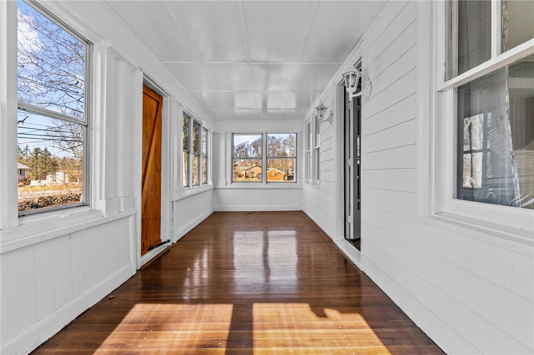 1304 Chopmist Hill Road Scituate, RI 02857 - Photo 4 of 36