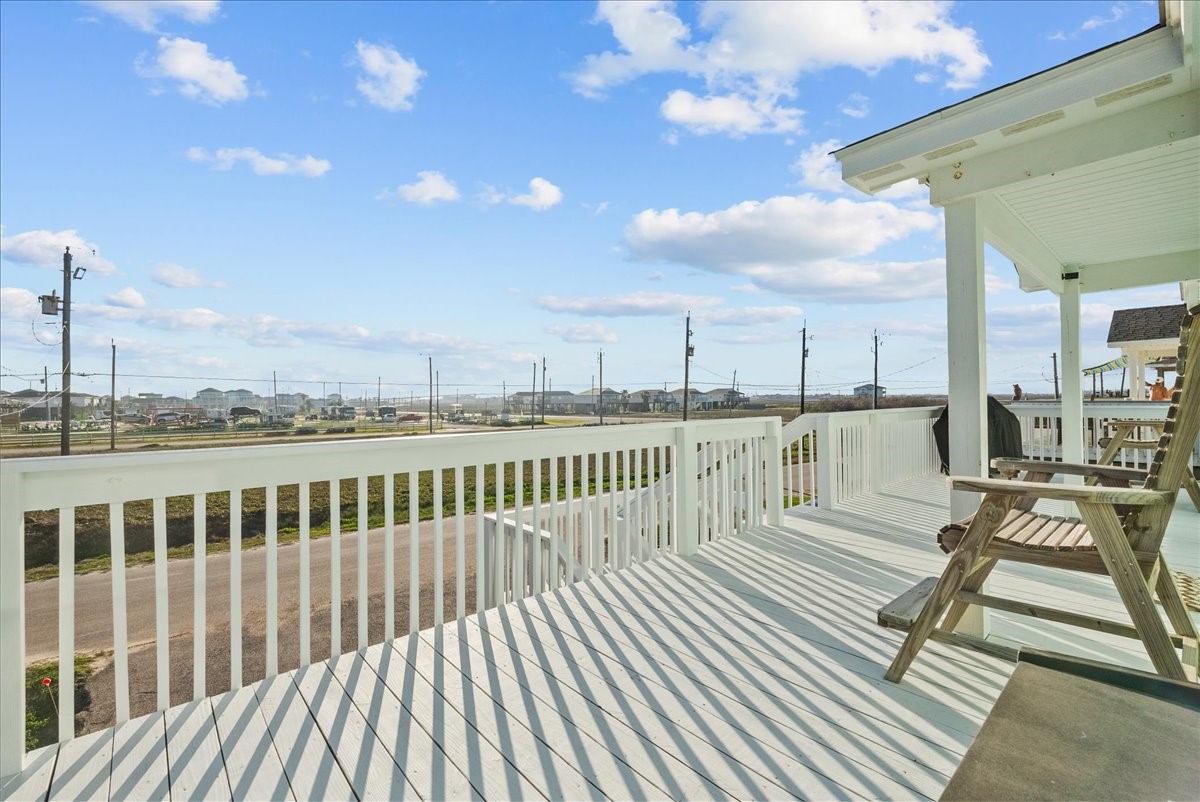85 Santar Loop Surfside Beach, TX 77541 - Photo 3 of 37 Gallery Image 3