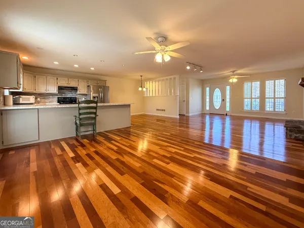 $319,900 | 160 Heather Way, Cleveland, GA 30528