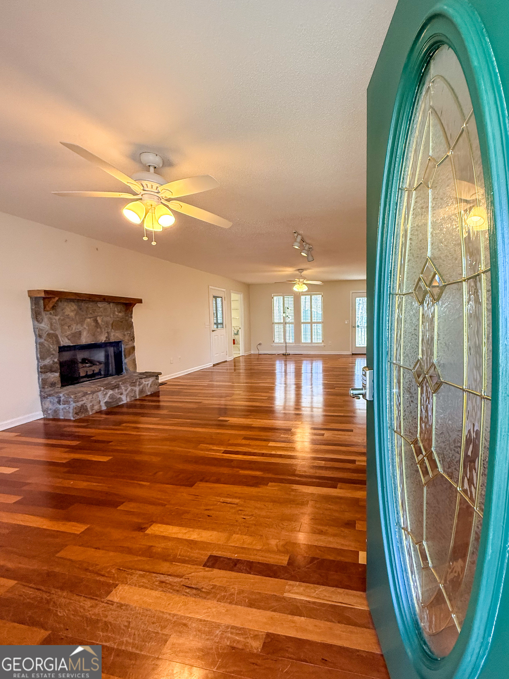 160 Heather Way Cleveland, GA 30528 - Photo 5 of 48