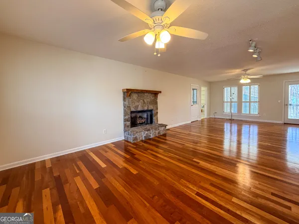 $319,900 | 160 Heather Way, Cleveland, GA 30528