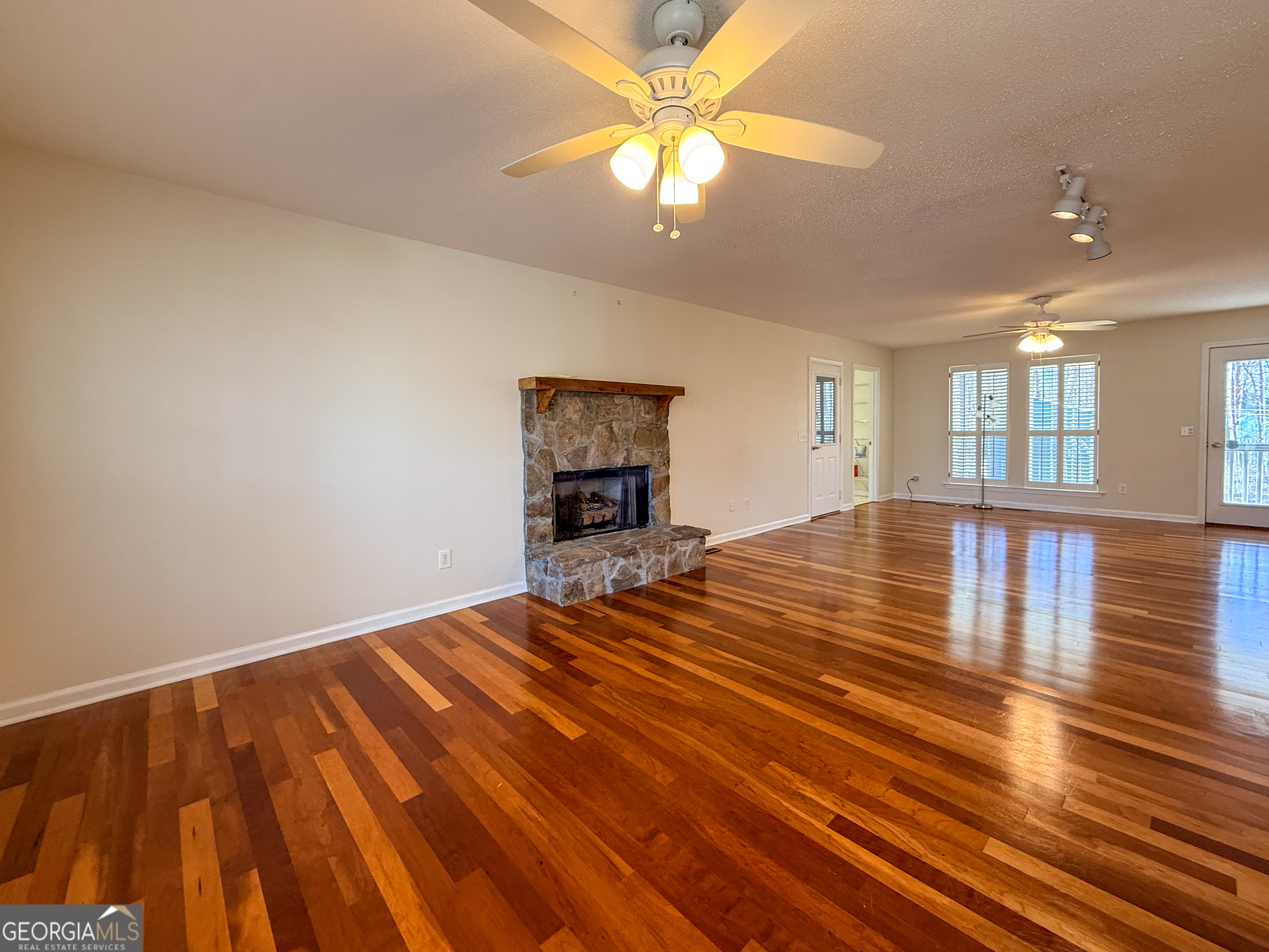 160 Heather Way Cleveland, GA 30528 - Photo 6 of 48