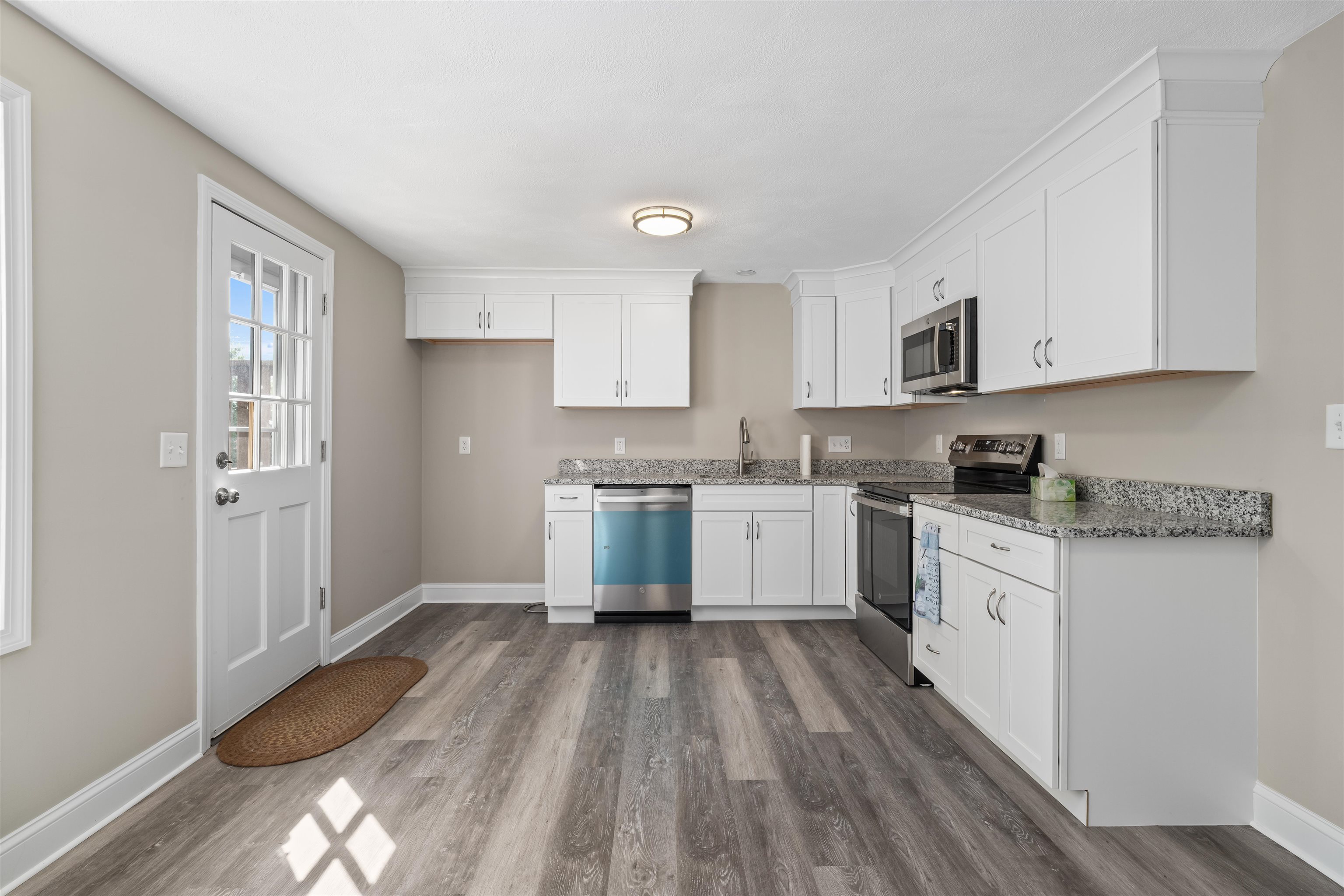 105 High Street, Unit E Hampton, NH 03842 - Photo 8 of 21