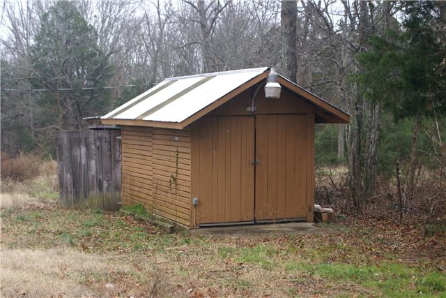 1969 Gentle Road Lewisburg, TN 37091 - Photo 4 of 8 Gallery Image 4
