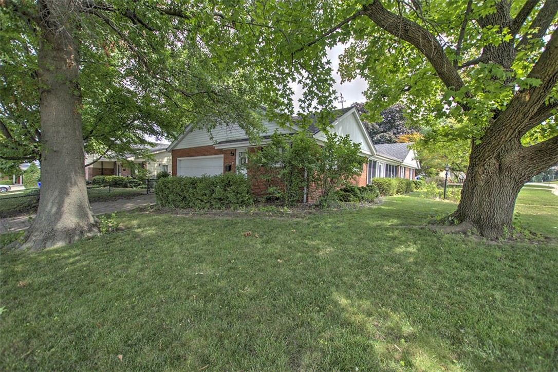 612 West Karen Drive Decatur, IL 62526 - Photo 22 of 26