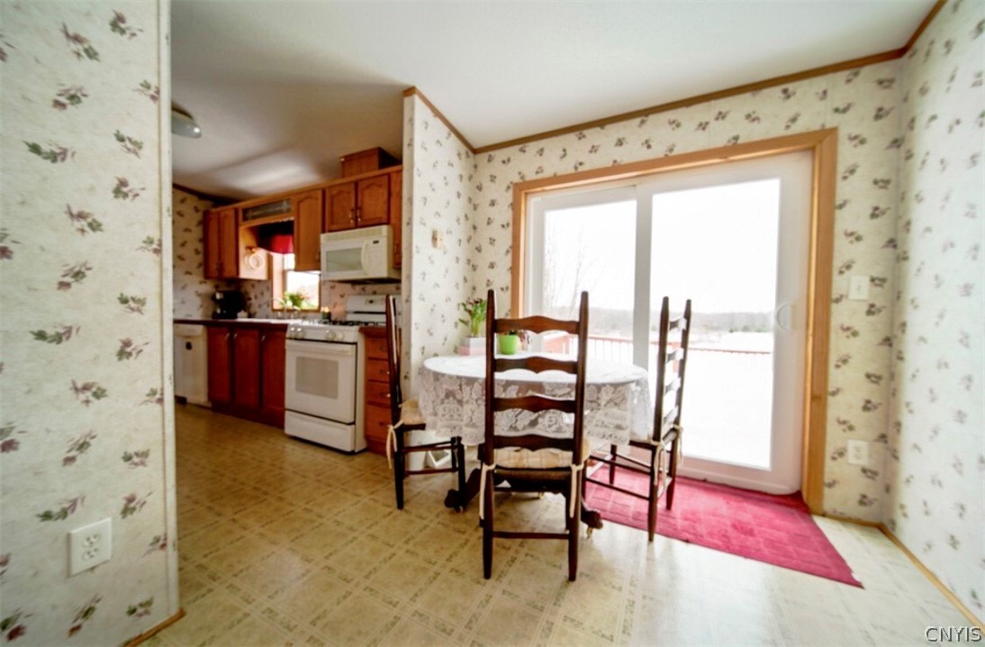 5657 Mitchell Road Verona, NY 13476 - Photo 3 of 24