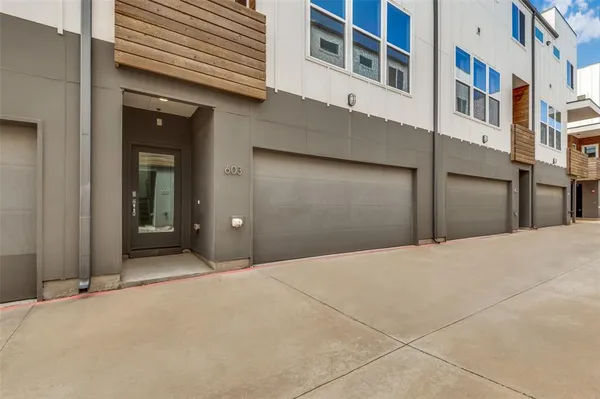 $3,500 | 1510 North Washington Avenue, Unit 603, Dallas, TX 75204