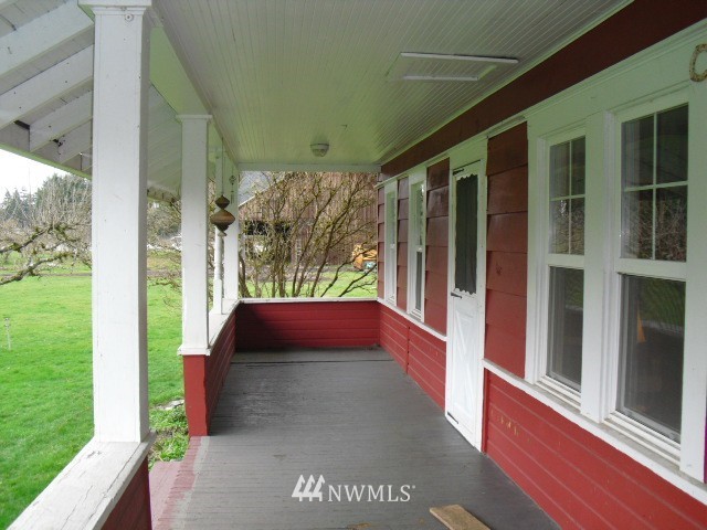 12224 Hunter Road Southwest Rochester, WA 98579 - Photo 2 of 13