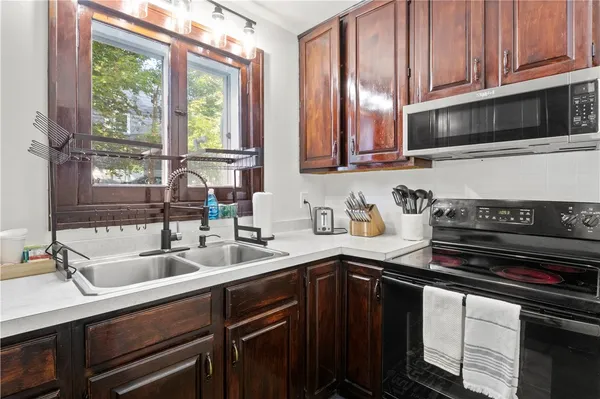 $140,000 | 43 Stanfield Terrace, Rochester, NY 14619