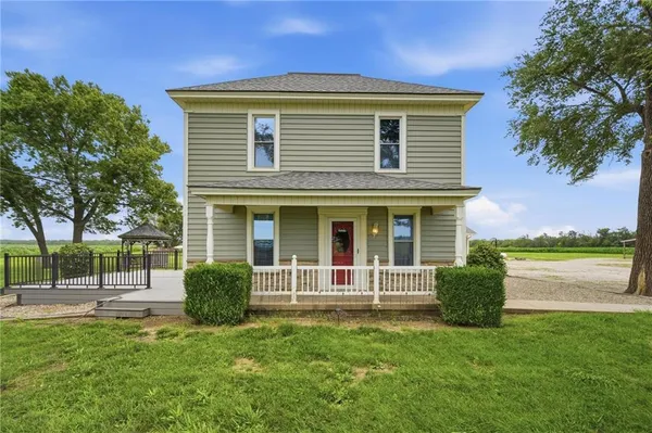 $785,000 | 2171 Eisenhower Road, Ottawa, KS 66067