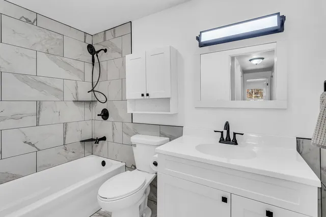 $329,900 | 1965 East Kimmel Road, Jackson, MI 49201