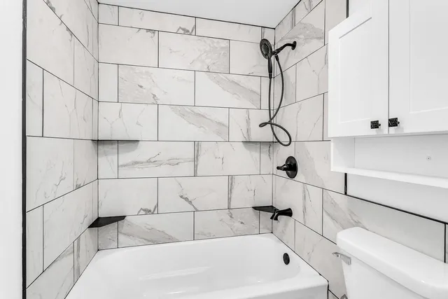 $329,900 | 1965 East Kimmel Road, Jackson, MI 49201