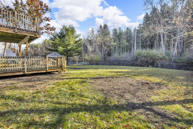 $329,900 | 1965 East Kimmel Road, Jackson, MI 49201