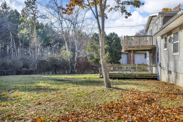 $329,900 | 1965 East Kimmel Road, Jackson, MI 49201