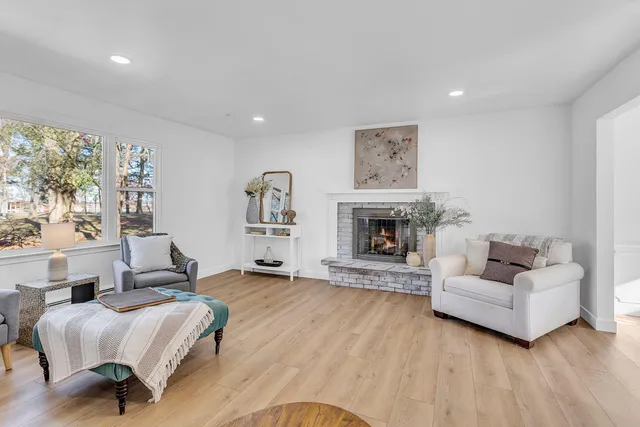 $329,900 | 1965 East Kimmel Road, Jackson, MI 49201