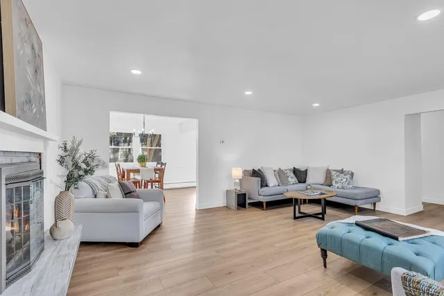 $329,900 | 1965 East Kimmel Road, Jackson, MI 49201