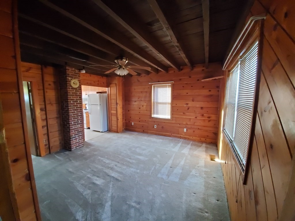 106 Providence Road Northbridge, MA 01588 - Photo 5 of 13 Gallery Image 5