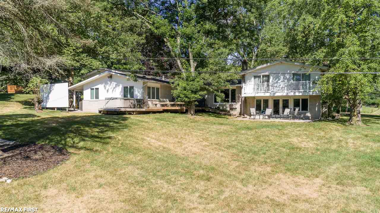 2297 Bunker Hill Road Rochester, MI 48309 - Photo 17 of 23 50029715-16.JPG