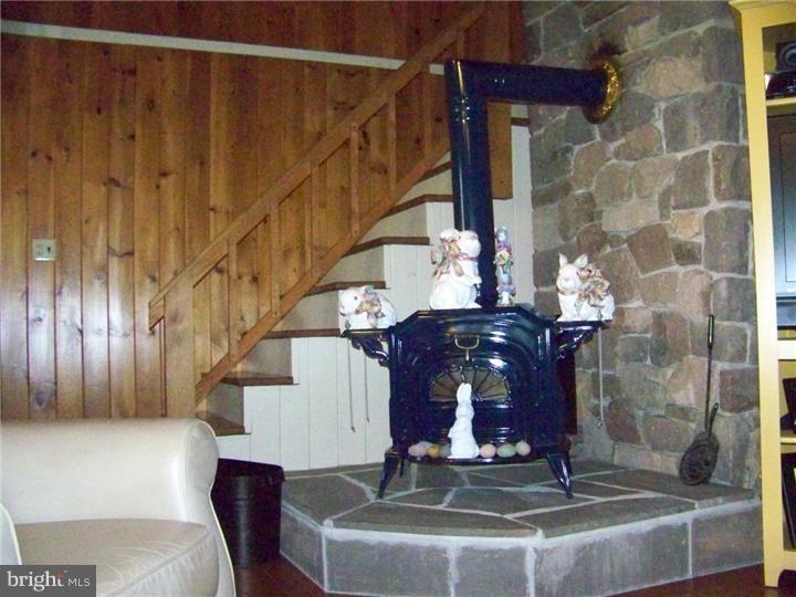 2602 Dark Hollow Road Jamison, PA 18929 - Photo 13 of 21 Living Room
