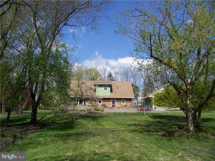2602 Dark Hollow Road Jamison, PA 18929 - Photo 6 of 21 Exterior Back