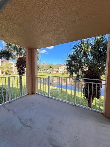 $1,750 | 141 Southwest Palm Drive, Unit 204, Port St. Lucie, FL 34986