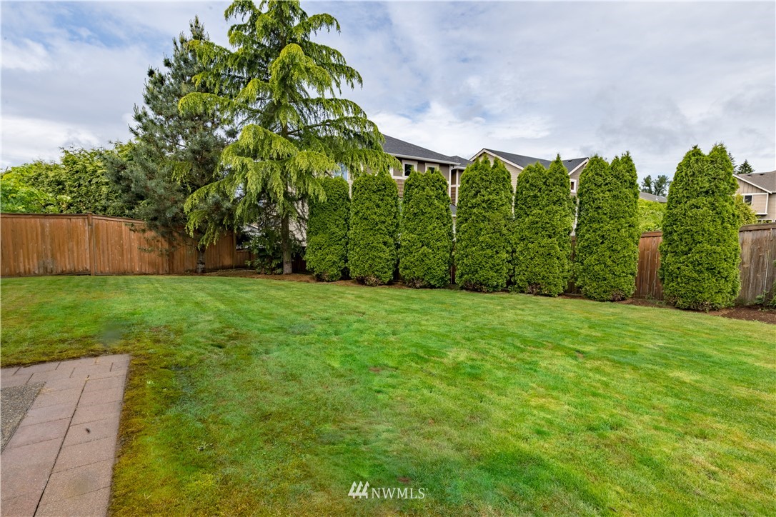 4407 219th Street Southeast Bothell, WA 98021 - Photo 30 of 33 a view of a back yard
