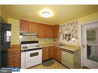 429 Hoover Road Ambler, PA 19002 - Photo 3 of 12 Kitchen