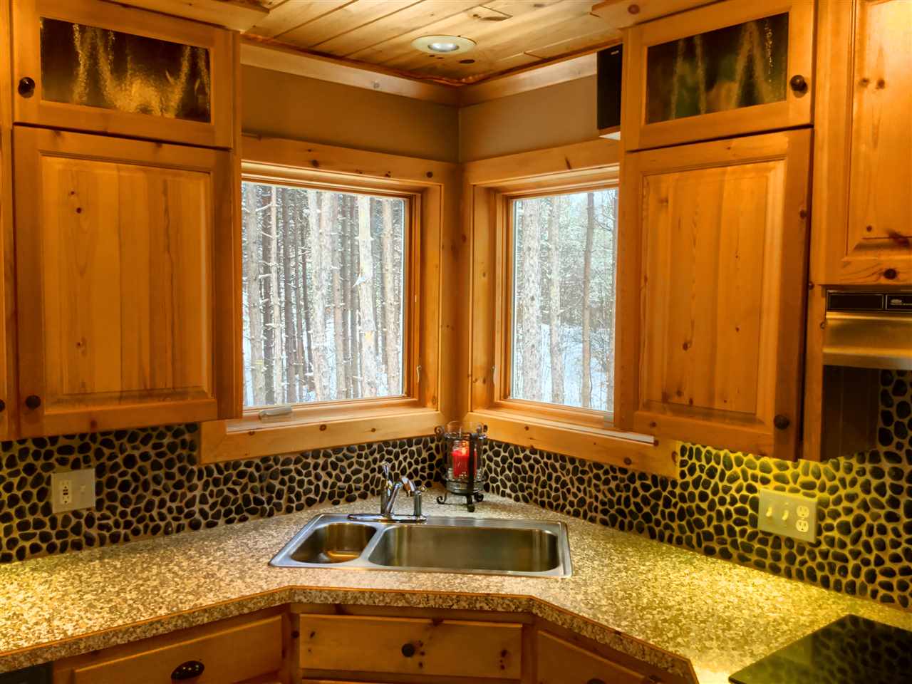9600 Deal Road Williamsburg, MI 49690 - Photo 12 of 69 1827410-11.JPG