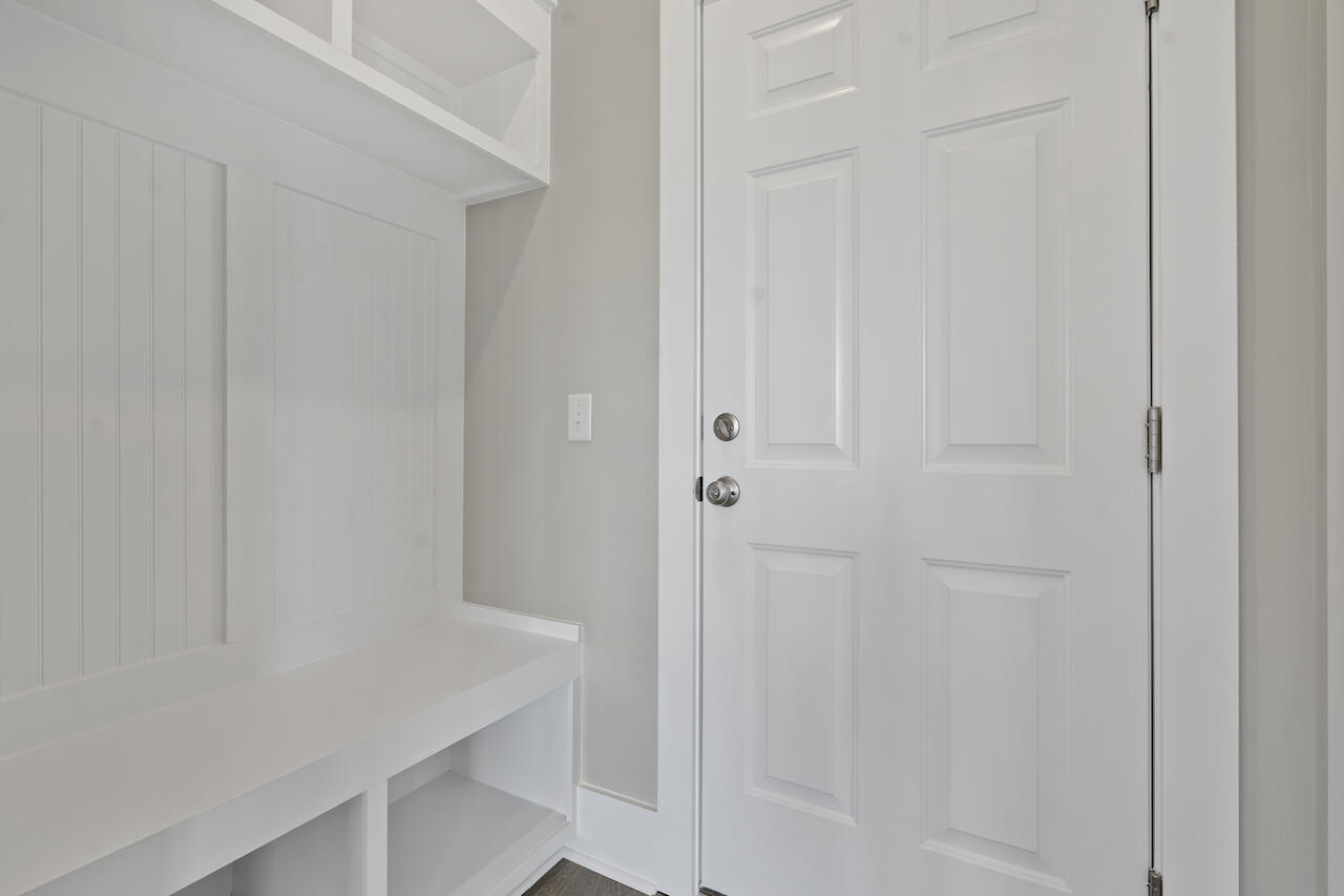 1217 Captain Rivers Drive Charleston, SC 29412 - Photo 14 of 43 SDH01207