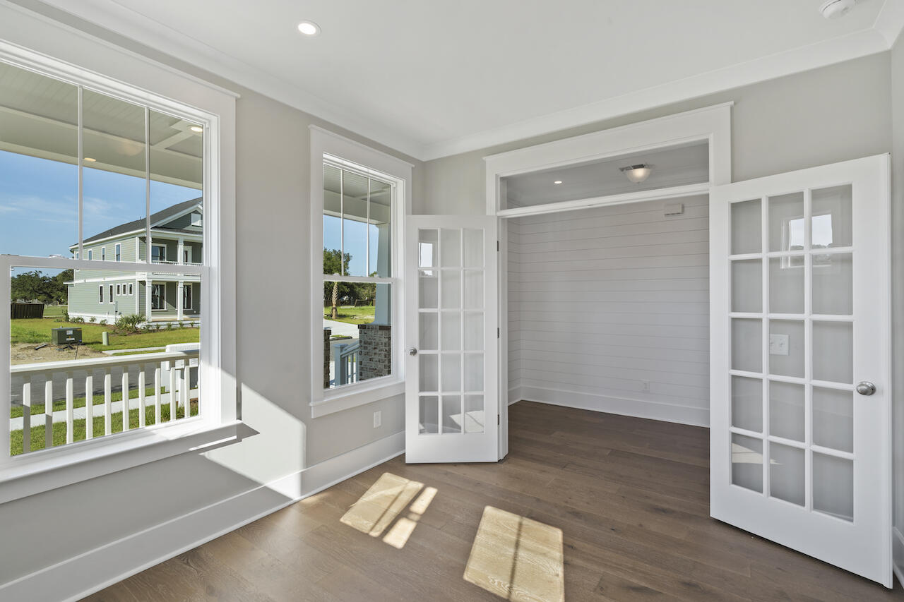 1217 Captain Rivers Drive Charleston, SC 29412 - Photo 5 of 43 SDH01117