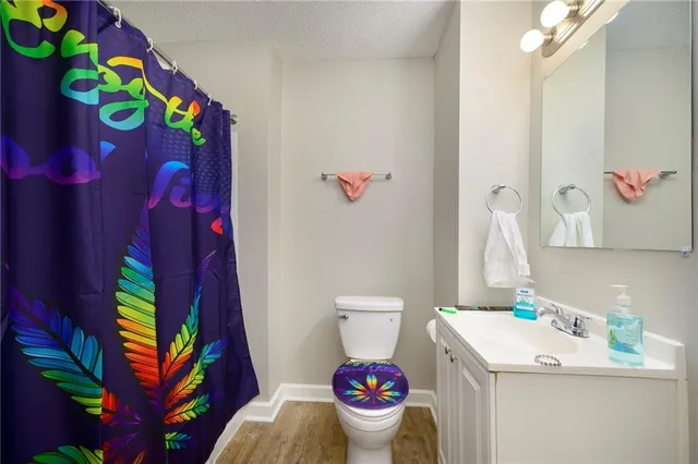 $335,000 | 3318 East 10th Street, Kansas City, MO 64127