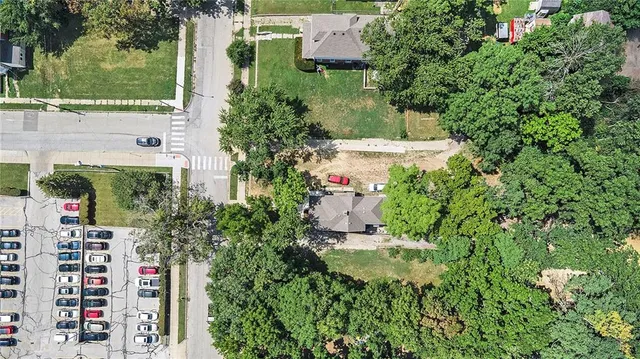 $335,000 | 3318 East 10th Street, Kansas City, MO 64127