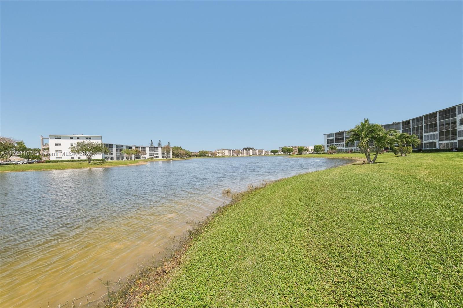 2052 Exeter C Boca Raton, FL 33434 - Photo 24 of 27