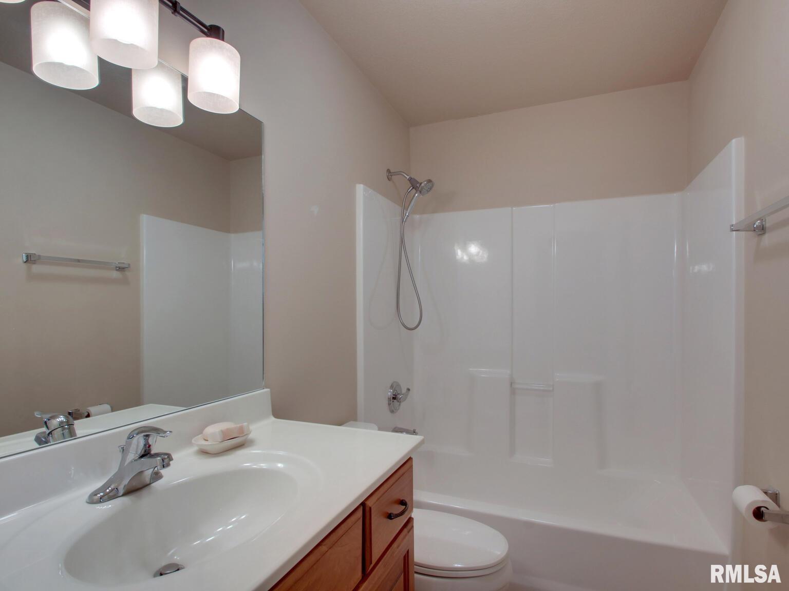 4919 Chestnut Street Quincy, IL 62305 - Photo 20 of 24