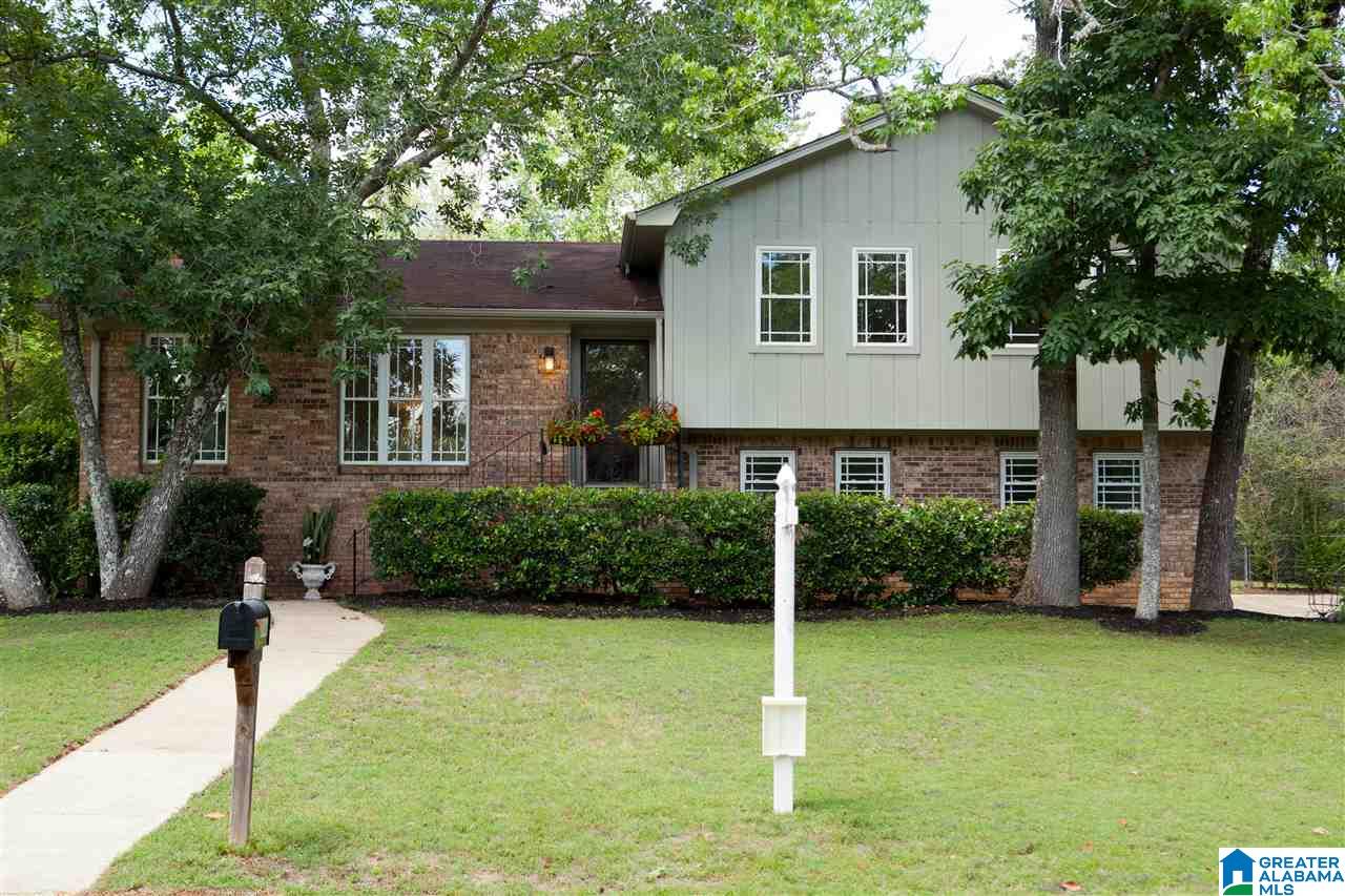 1046 Blue Ridge Boulevard Birmingham, AL 35226 - Photo 3 of 24