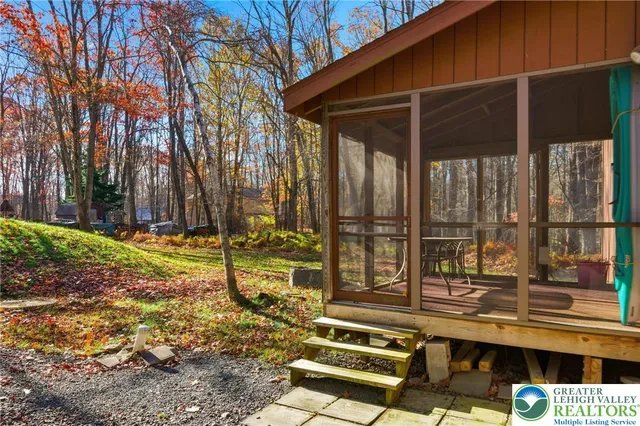 $449,900 | 130 Beech Lane, Pocono Lake, PA 18347