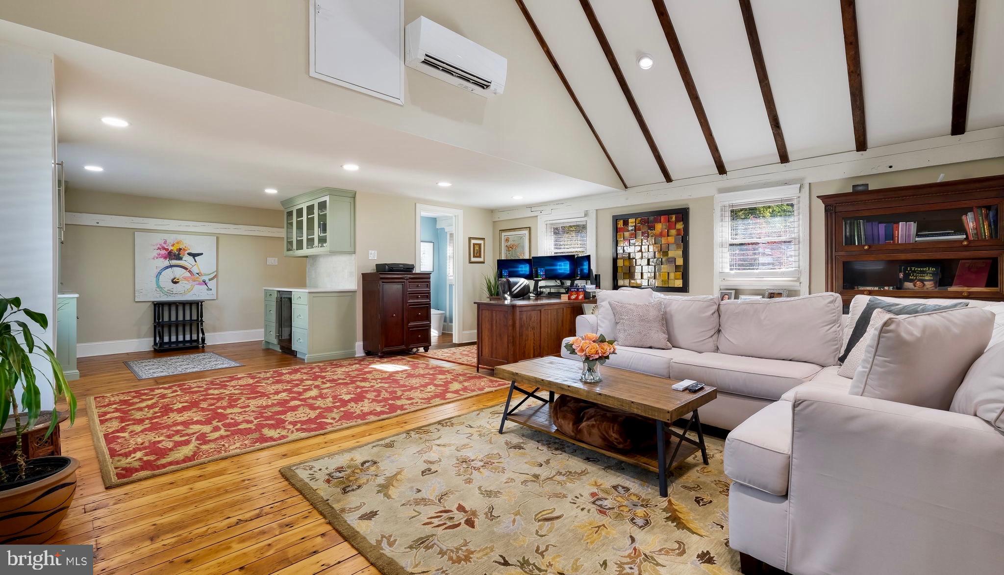 275 West Court Street Doylestown, PA 18901 - Photo 41 of 43 Barn Suite