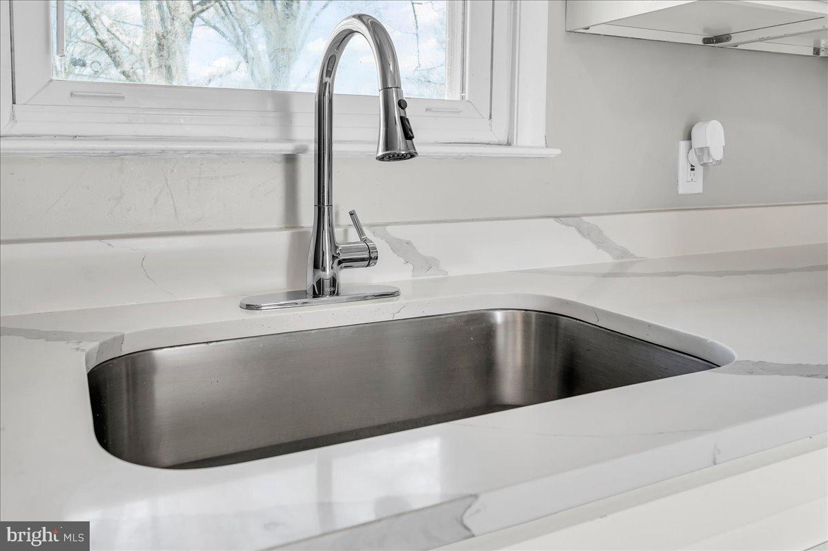 1903 Harwyn Road Wilmington, DE 19810 - Photo 11 of 43 Deep sink