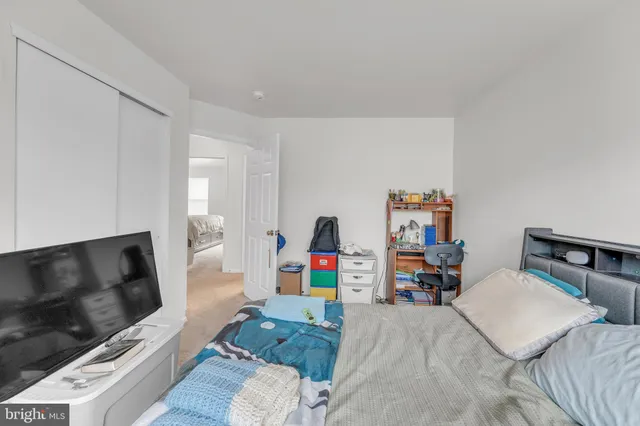 $330,000 | 91 Fox Meadow Drive, Sicklerville, NJ 08081