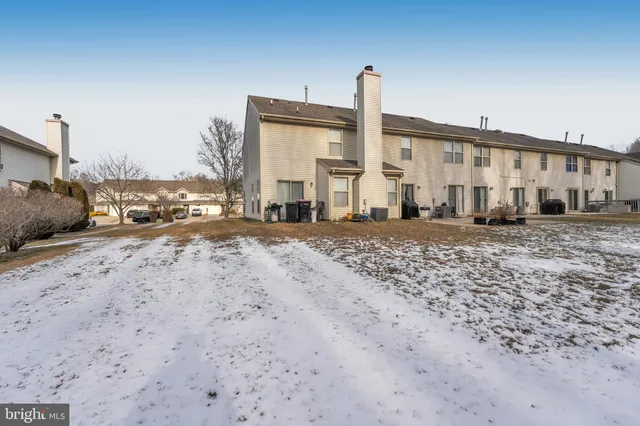a view of a yard with a trees