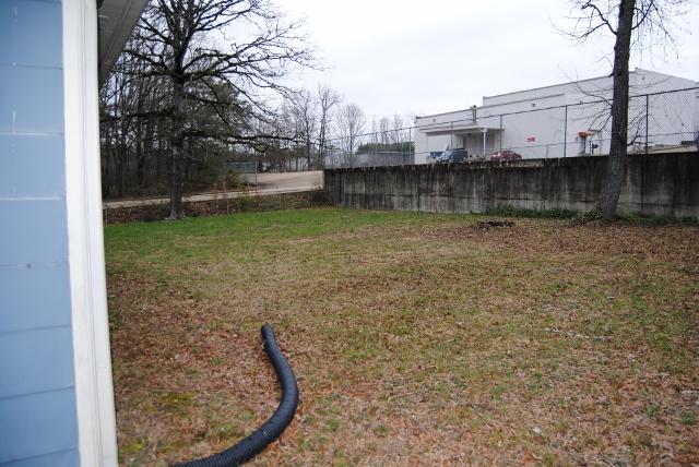 6219 Vance Road Chattanooga, TN 37421 - Photo 10 of 11 DSC_1269 (640x428) (2)