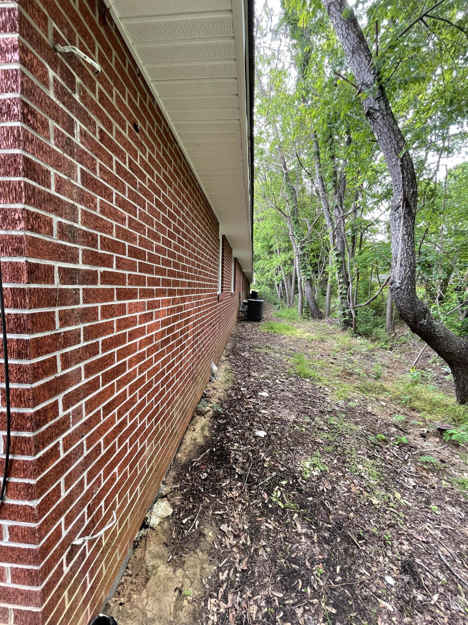 2654 Old Lewis Road Johnson City, TN 37601 - Photo 12 of 18 image00013