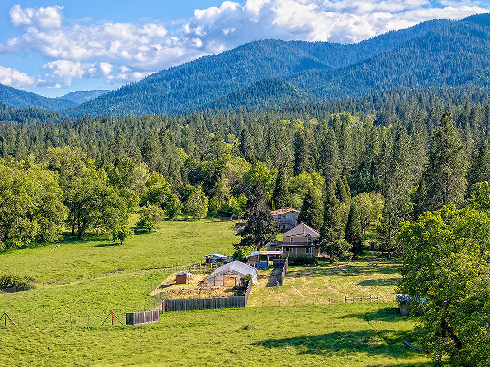 2401 East Fork Road Williams, OR 97544 - Photo 31 of 37 DJI_20260428164652_0322_D copy