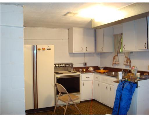 1170 Princeton Road Monroeville, PA 15146 - Photo 13 of 18 Cafeteria/Kitchen.